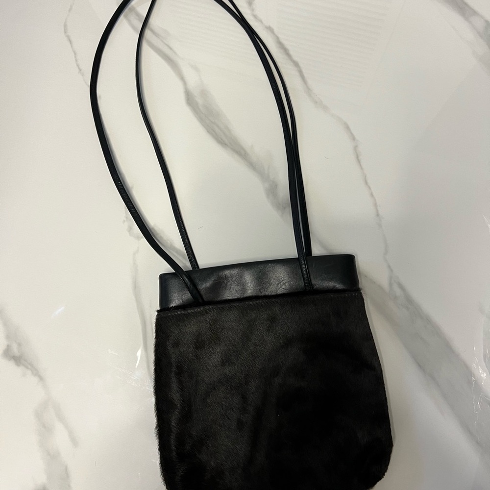 🖤 Vintage Leather & Fur Shoulder Bag – CONCEPTS Canada – Real Fur